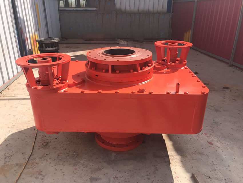 反循環(huán)鉆機(jī)電機(jī)動力頭